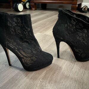 Elegant Black Lace Ankle Boots